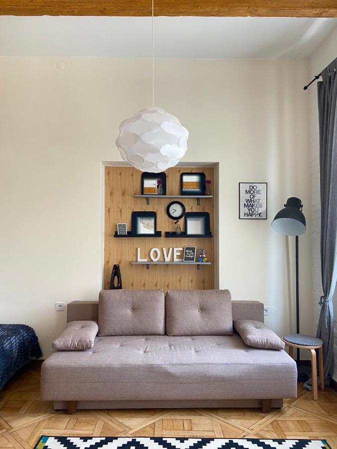 Dreaming Apartments Lviv Bagian luar foto