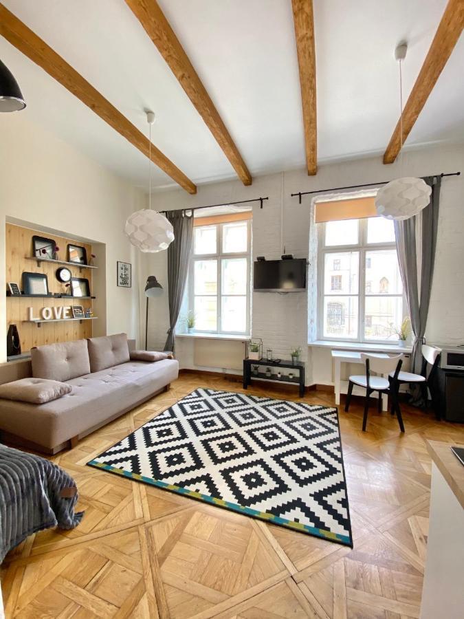 Dreaming Apartments Lviv Bagian luar foto